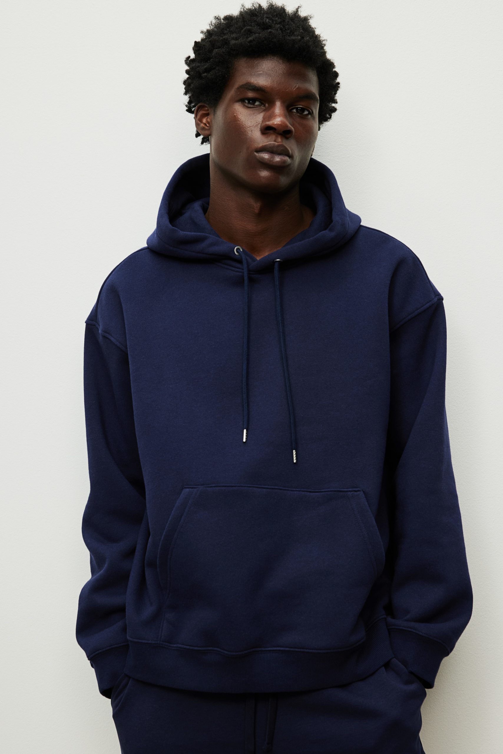 hoodie-bleu-marine-666pzy-1.jpg