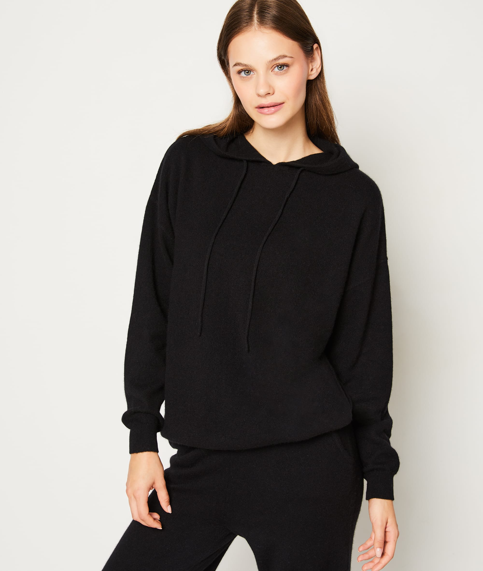 pull-cachemire-capuche-779ywv-1.jpg
