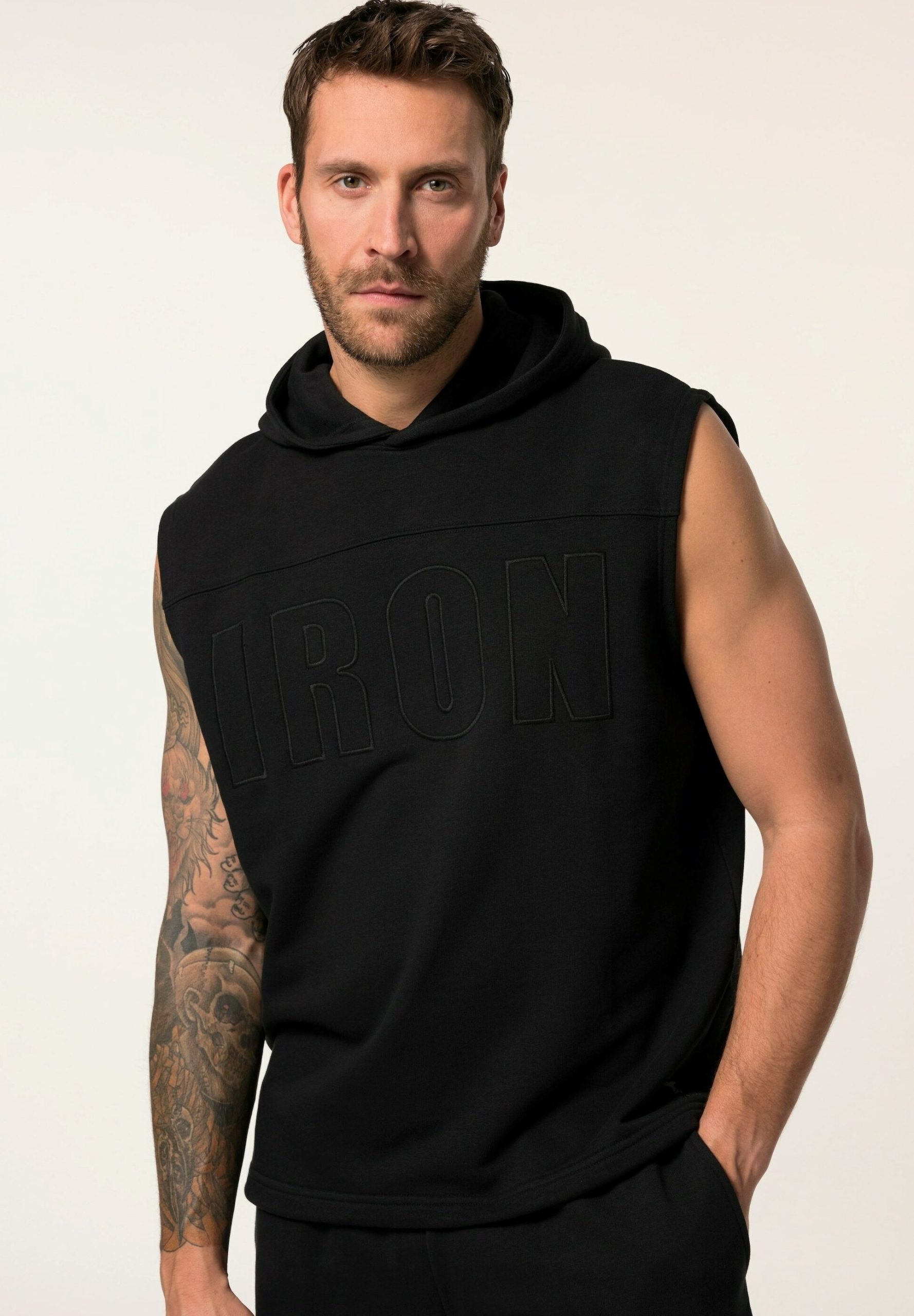 sweat-a-capuche-sans-manche-homme-243ozt.jpg