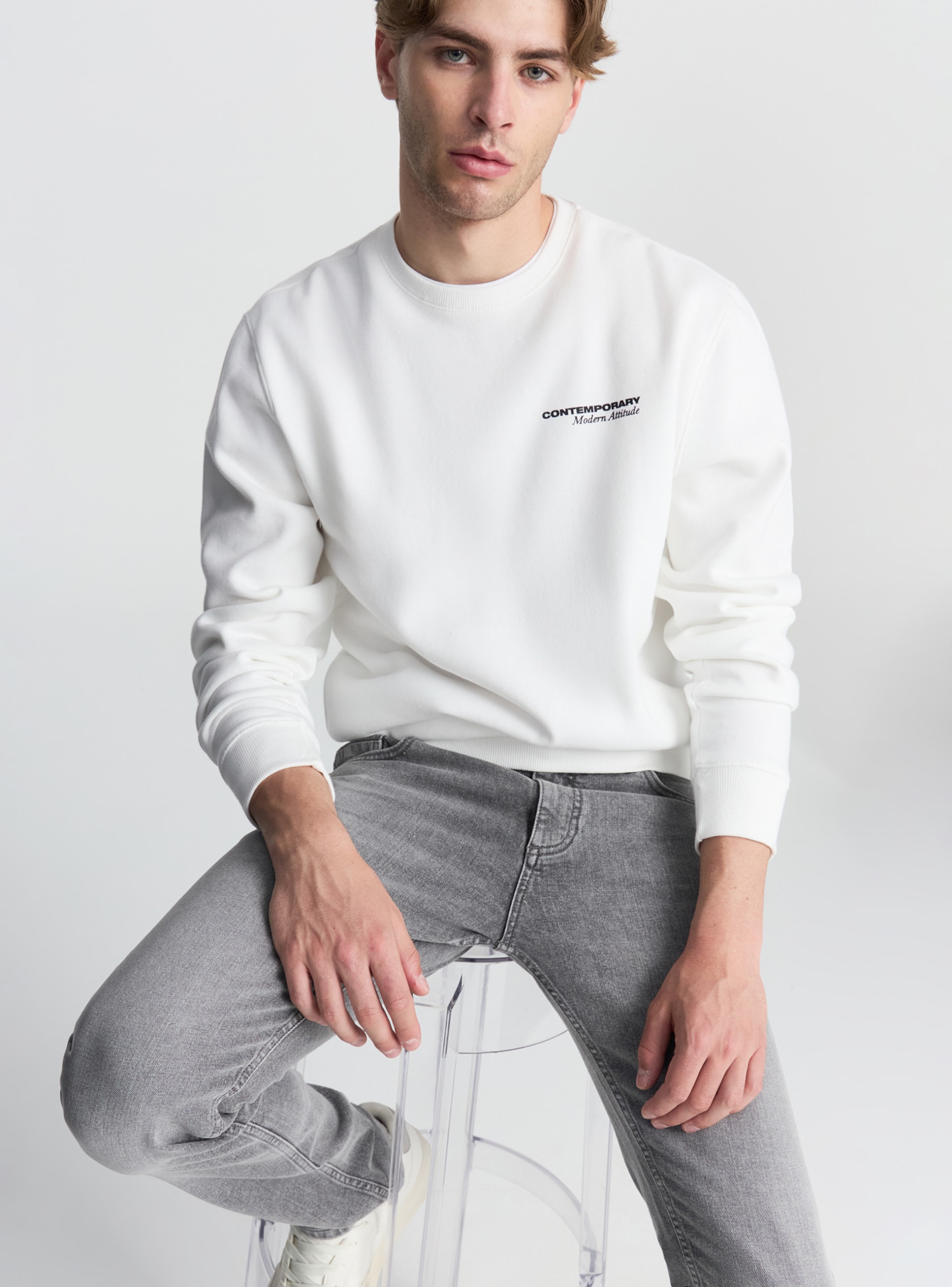 sweat-blanc-sans-capuche-208dor-1.jpg