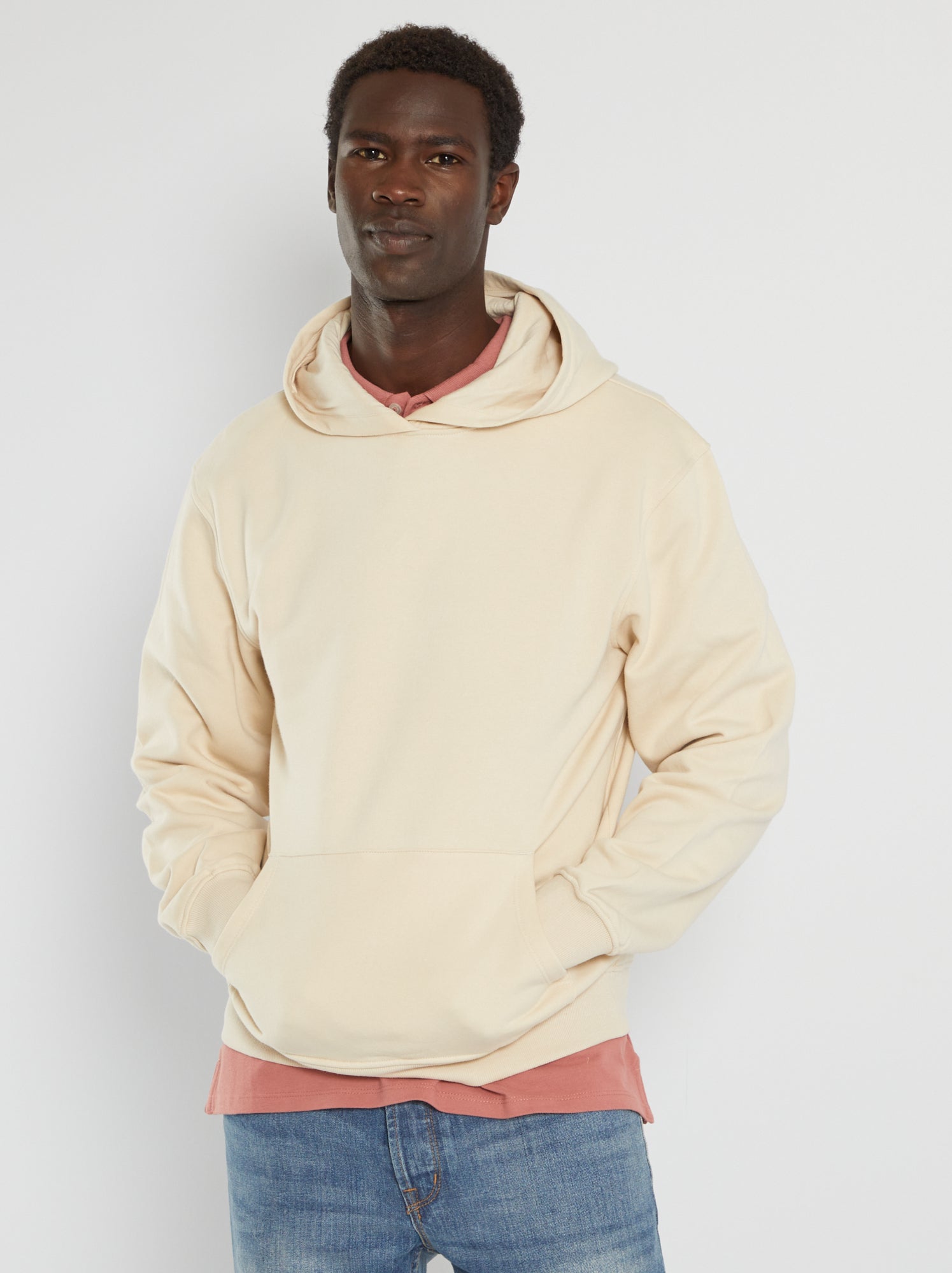 sweat-capuche-beige-090fua-1.jpg